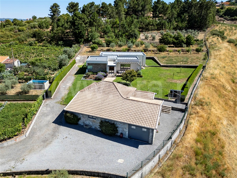 Moradia Isolada T3 / Lamego, Cepões, Meijinhos e Melcões