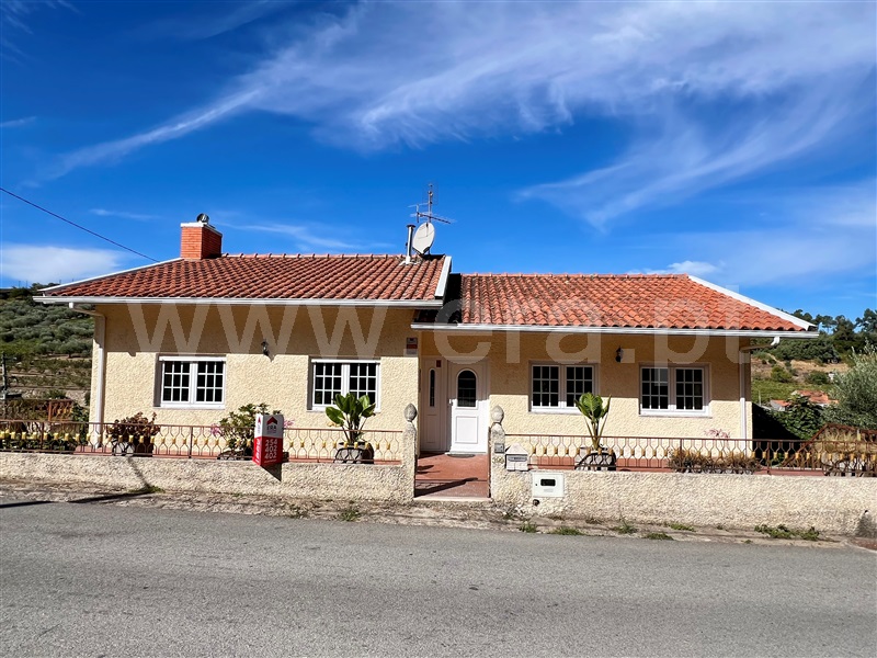 Moradia Isolada T3 / Lamego, Várzea de Abrunhais