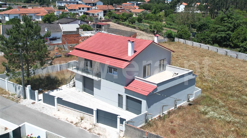Moradia Isolada T3 / Leiria, Monte Real e Carvide