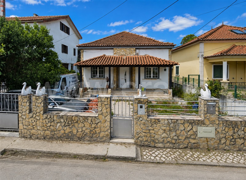 Moradia Isolada T3 / Loures, Loures