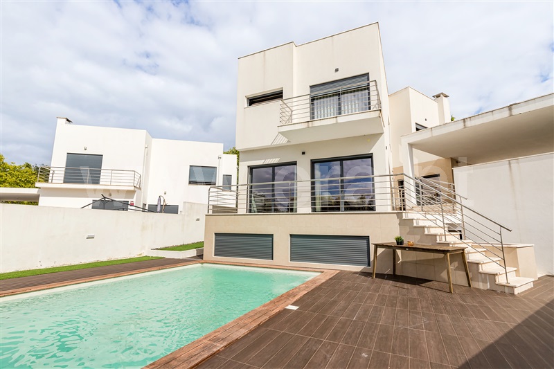 Moradia Isolada T3 com Piscina Loures, Lousa - 1469243 - 2