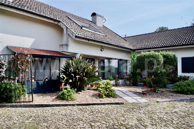 Moradia Isolada T3 com Terreno Lousada, Lodares - 1371263 - 1