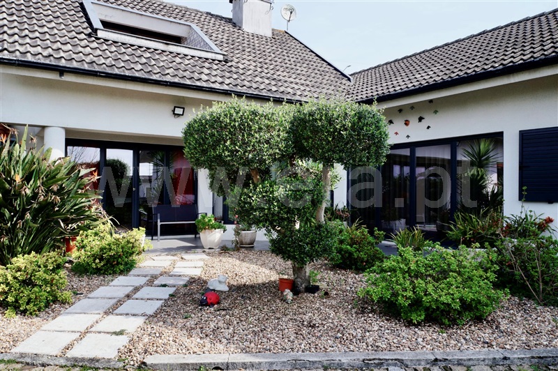 Moradia Isolada T3 com Terreno Lousada, Lodares - 1371263 - 2