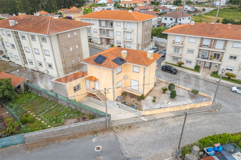 Moradia T3 à venda em Lustosa e Barrosas (Santo Estêvão), Lousada — foto 2