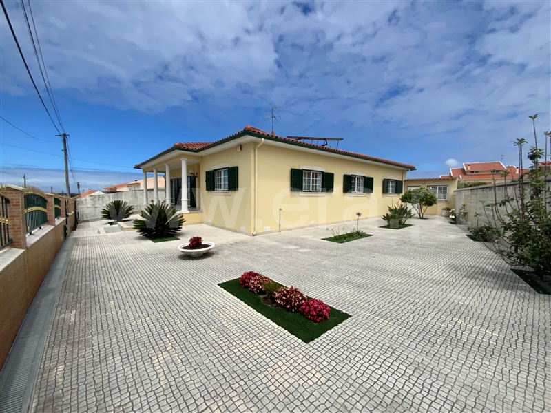 Moradia Isolada T3 / Marinha Grande, Talhões