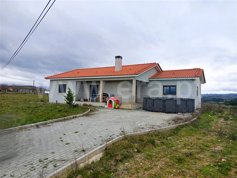 Moradia Isolada T3 / Mirandela, Aguieiras