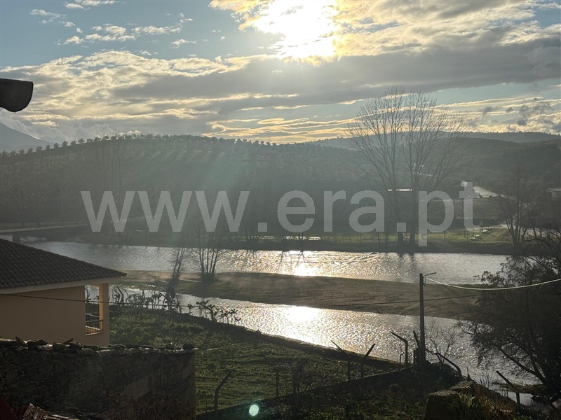 Moradia T3 à venda em Vale de Salgueiro, Mirandela — foto 12