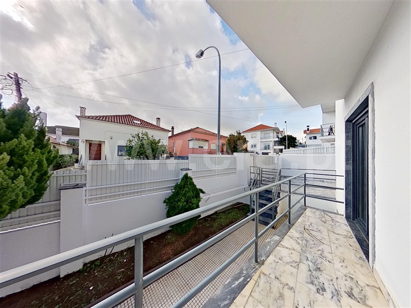 Moradia Isolada T3 / Oeiras, Queijas