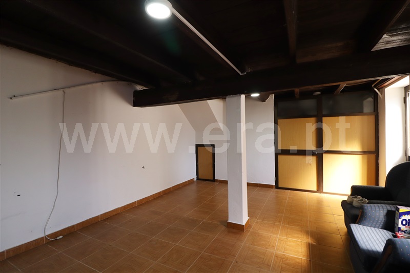 Moradia T3 à venda em Macieira de Sarnes, Oliveira de Azeméis — foto 2