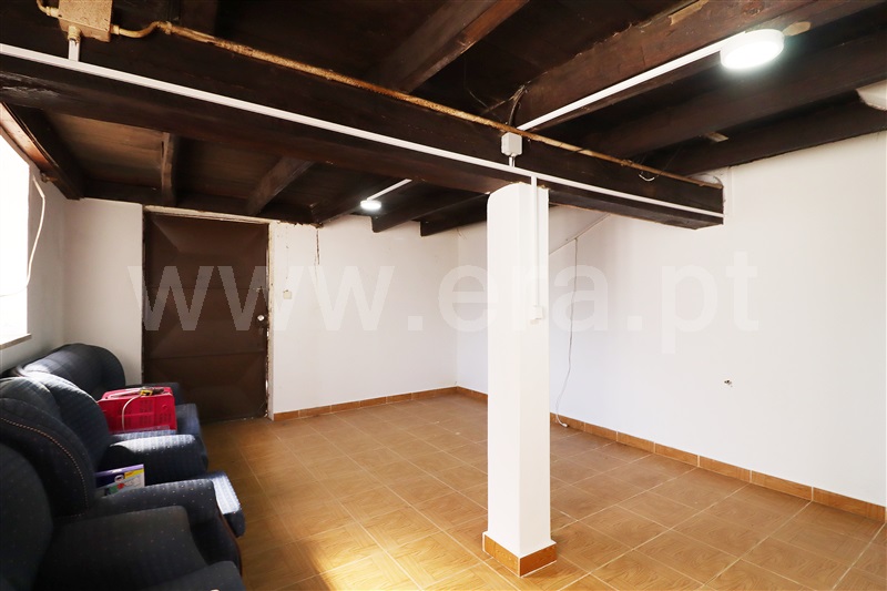 Moradia T3 à venda em Macieira de Sarnes, Oliveira de Azeméis — foto 3