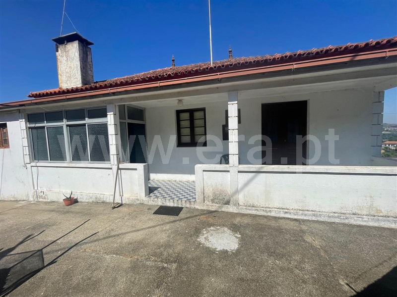 Moradia Isolada T3 / Oliveira de Azeméis, Nespereira