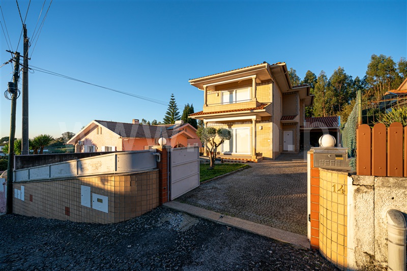 Moradia Isolada T3 / Oliveira de Azeméis, Pinheiro da Bemposta