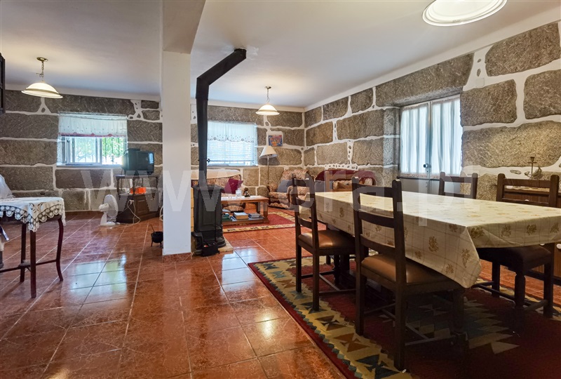 Moradia Isolada T3 Oliveira do Hospital, Seixo da Beira - 1498292 - 2