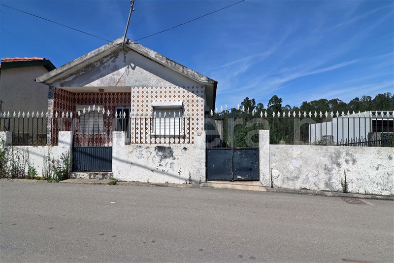 Moradia T3 à venda em Ovar, São João, Arada e São Vicente de Pereira Jusã, €100.000