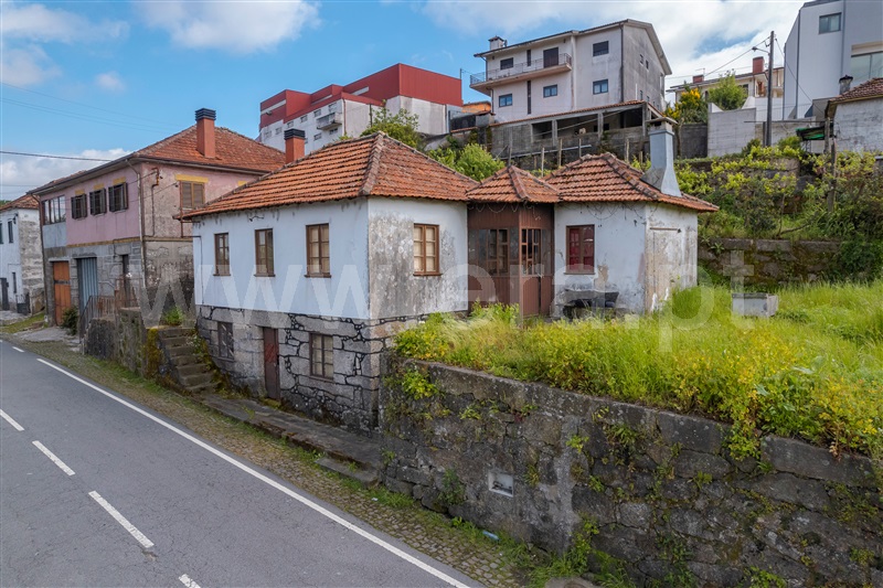 Moradia Isolada T3 / Paços de Ferreira, Frazão Arreigada