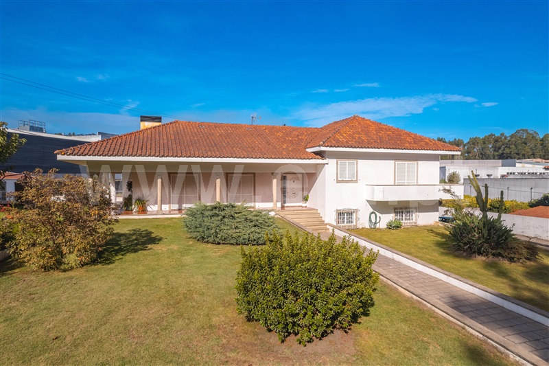 Moradia Isolada T3 / Paços de Ferreira, Frazão Arreigada