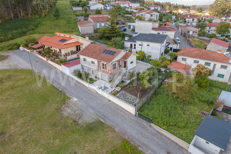 Moradia Isolada T3 Paços de Ferreira, Sanfins Lamoso Codessos - 1476531 - 2