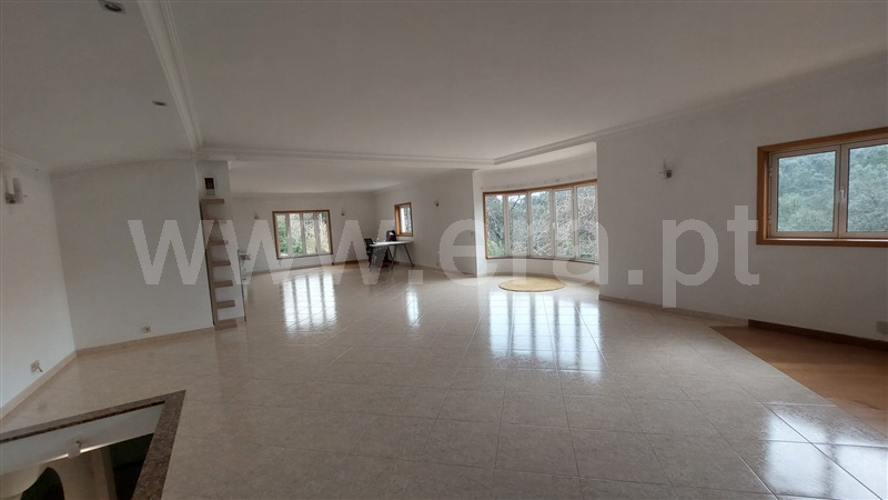 Moradia Isolada T3 / Paredes, Vandoma