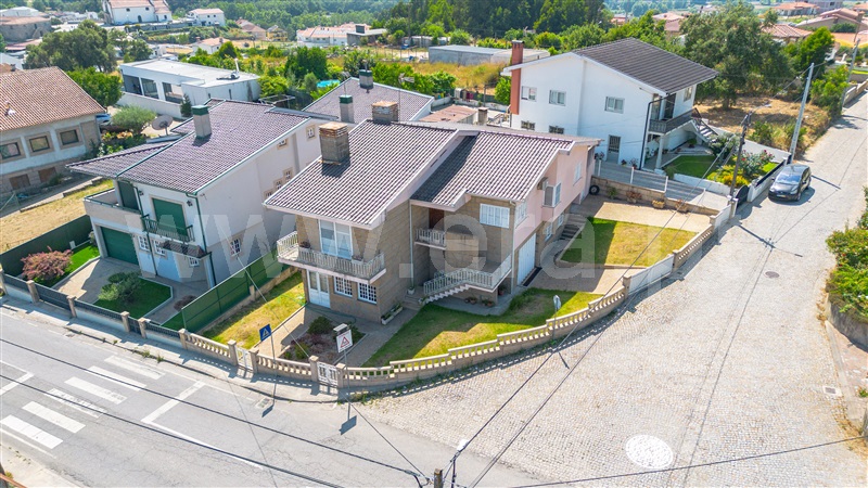 Moradia Isolada T3 / Penafiel, Irivo