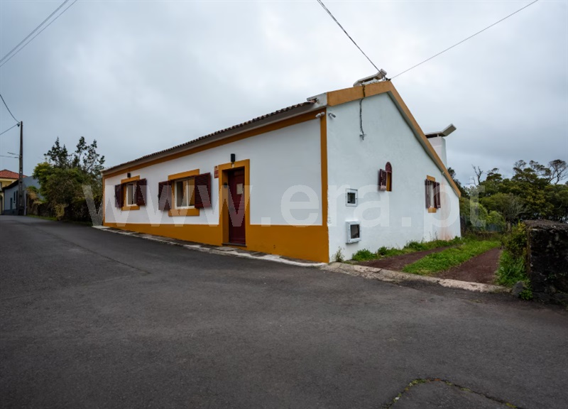 Moradia Isolada T3 / Ponta Delgada, Capelas