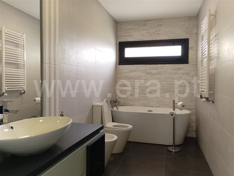 Andar Moradia T3 Ponte da Barca, Bravães - 1476142 - 9