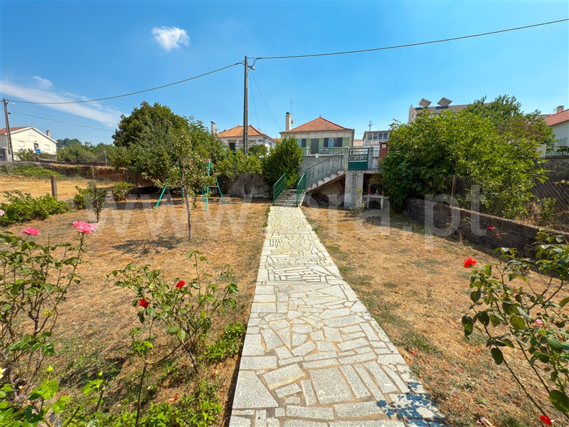 Moradia Isolada T3 Sabugal, Quadrazais - 1500833 - 2