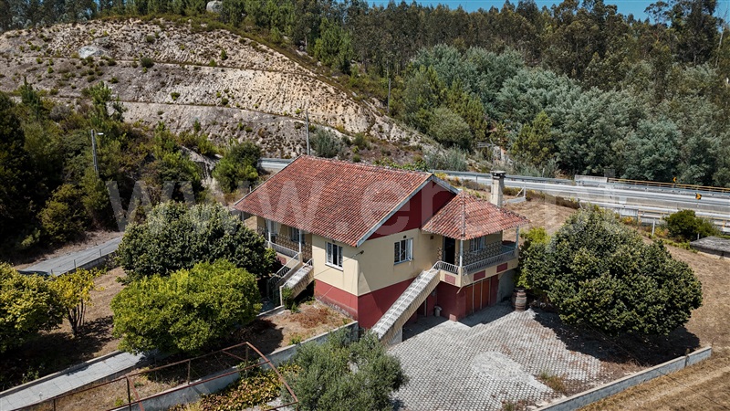 Moradia Isolada T3 / Santa Comba Dão, Couto de Cima