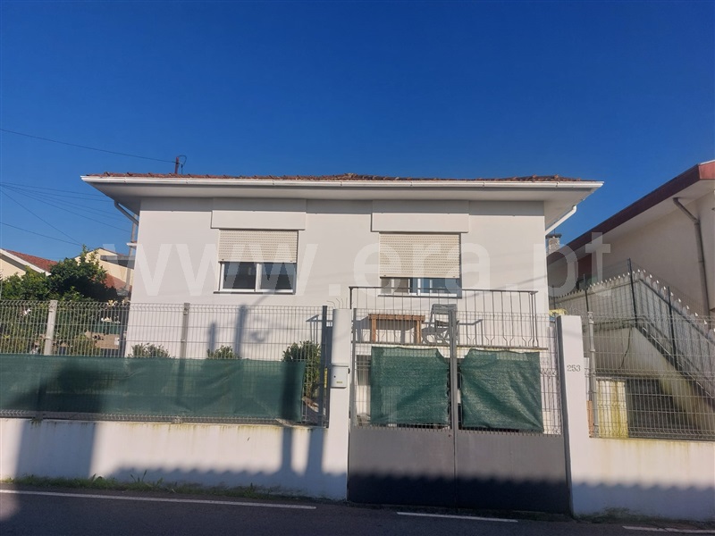 Moradia Isolada T3 / Santa Maria da Feira, Arrifana