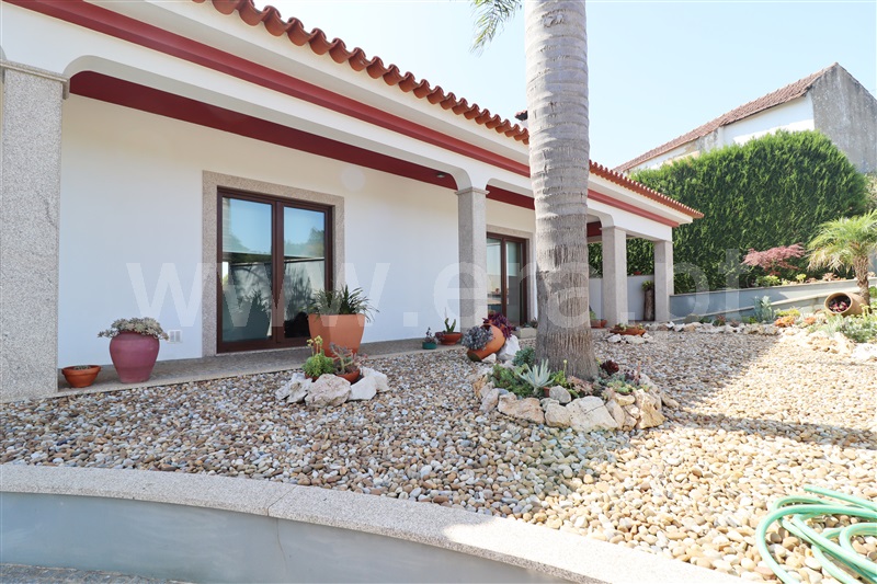 Moradia Isolada T3 com Jardim Santa Maria da Feira, Escapães / Pigeiros - 1260293 - 27