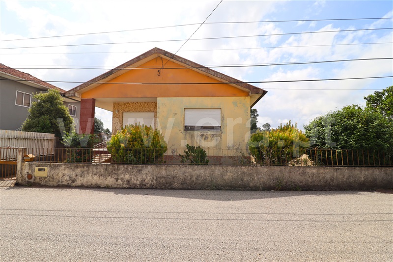 Moradia Isolada T3 / Santa Maria da Feira, Fiães