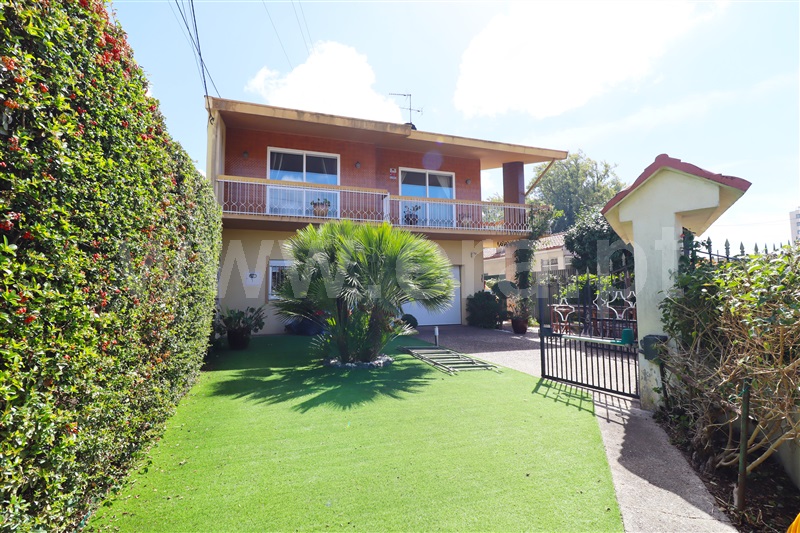 Moradia Isolada T3 / Santa Maria da Feira, Santa Maria de Lamas