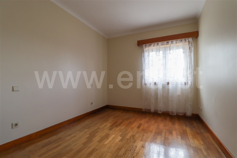 Moradia Isolada T5 Santo Tirso, Aves - 1481060 - 9
