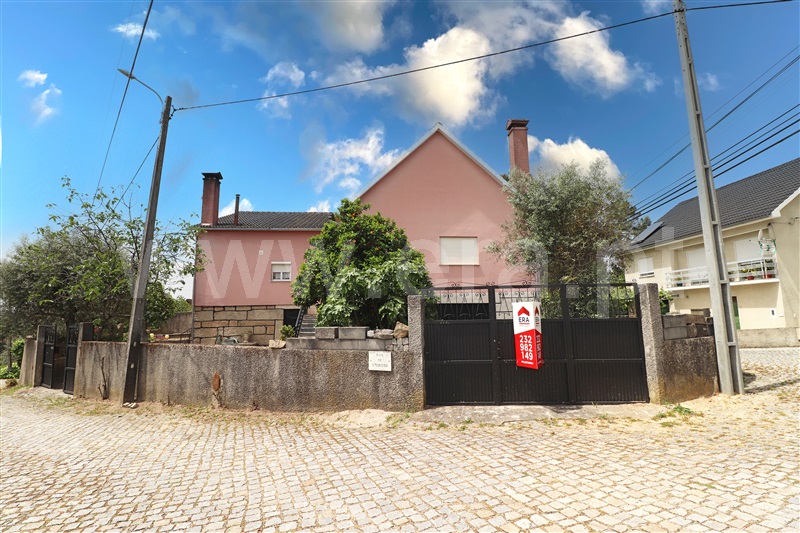 Moradia Isolada T3 / Sátão, Romãs, Decermilo e Vila Longa