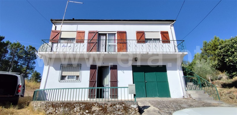 Moradia Isolada T3 / Tarouca, Mondim da Beira
