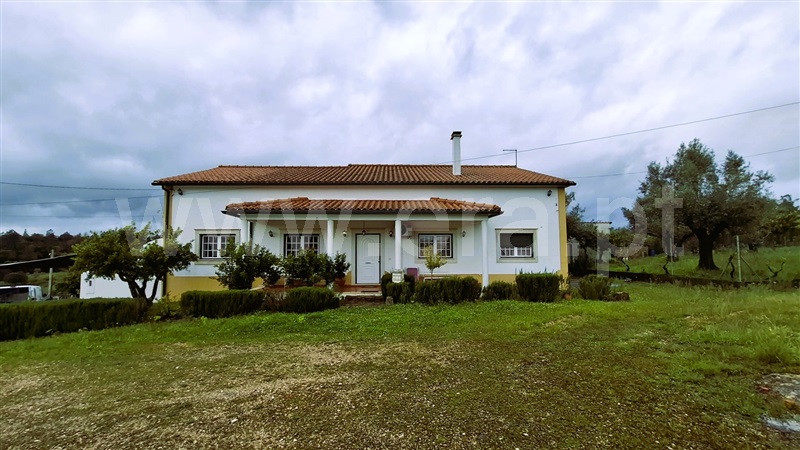 Moradia Isolada T3 / Tomar, Casais e Alviobeira