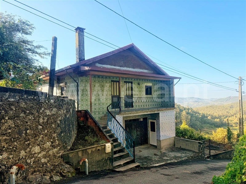 Moradia Isolada T3 / Vale de Cambra, Vila Chã, Codal e Vila Cova de Perrinho