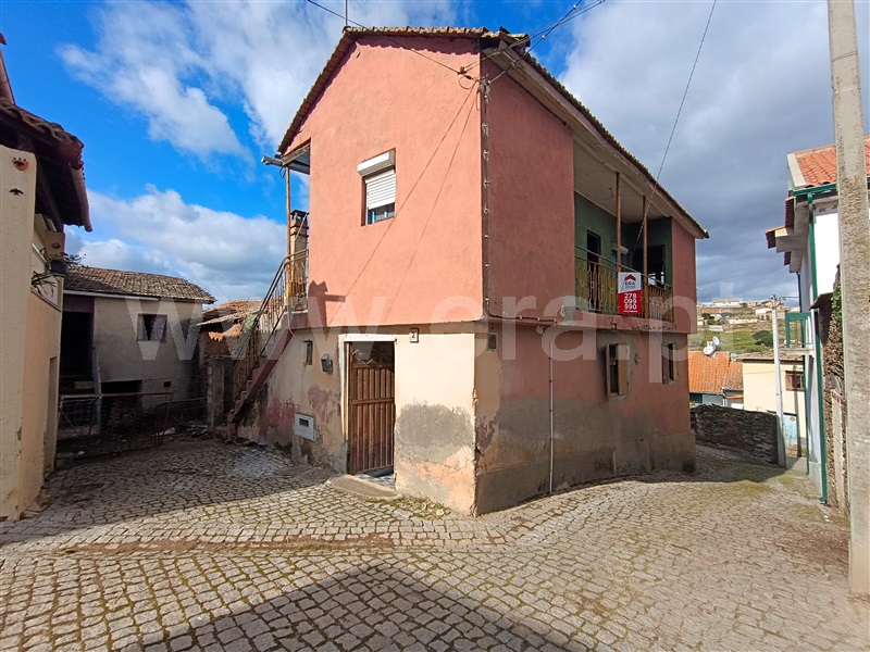 Moradia Isolada T3 / Valpaços, Póvoa de Lila