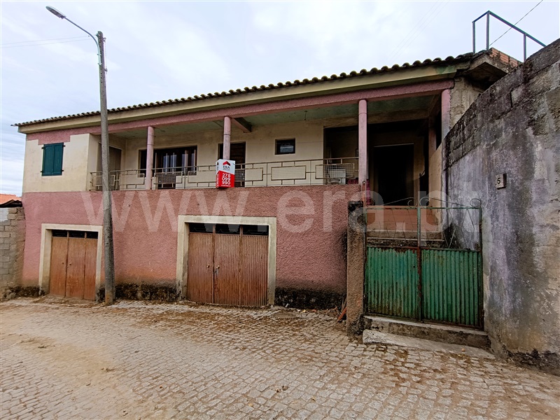 Moradia Isolada T3 / Valpaços, Rio Torto