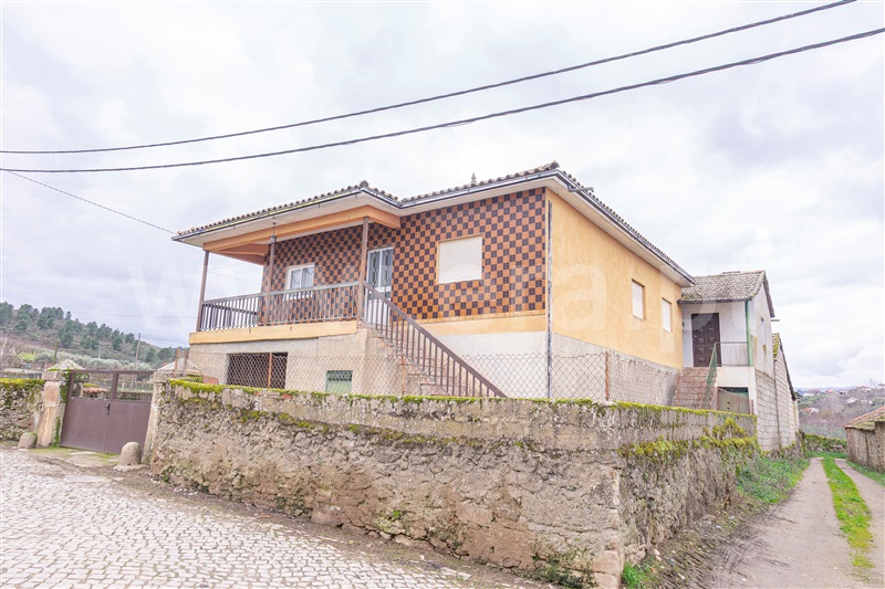 Moradia Isolada T3 / Valpaços, Rio Torto