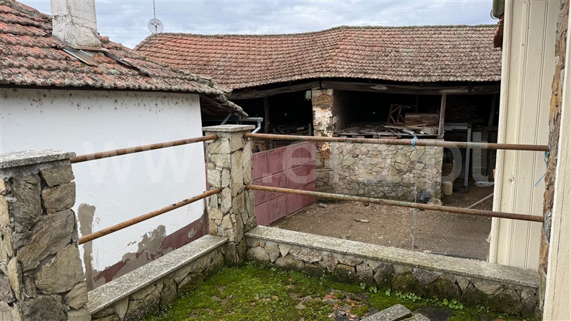 Moradia T3 à venda em Rio Torto, Valpaços — foto 8