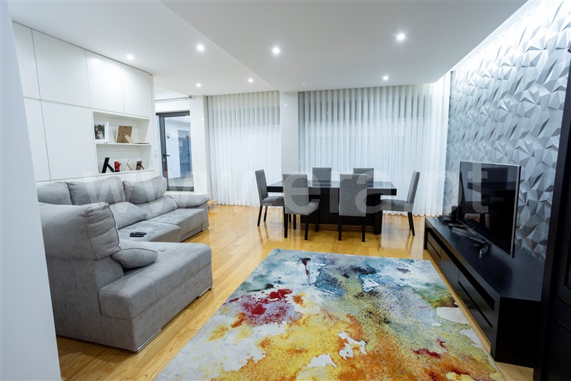 Moradia Isolada T3 / Vila Nova de Famalicão, Riba D'Ave