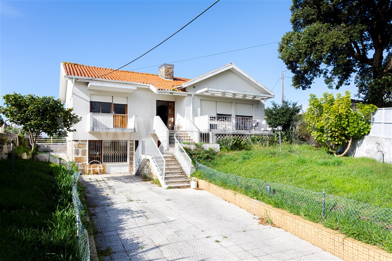 Moradia Isolada T3 / Vila Nova de Gaia, Gulpilhares e Valadares
