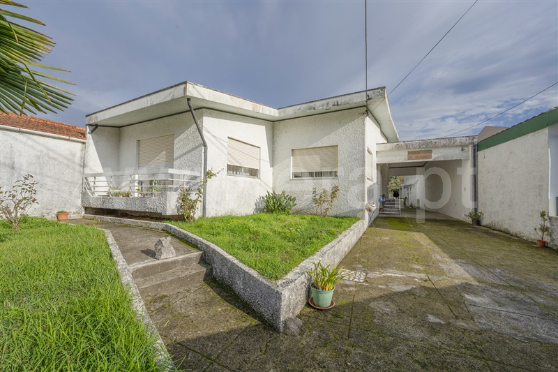 Moradia Isolada T3 / Vila Nova de Gaia, Oliveira do Douro