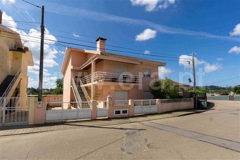 Moradia Isolada T3 / Vila Nova de Gaia, Pedroso e Seixezelo