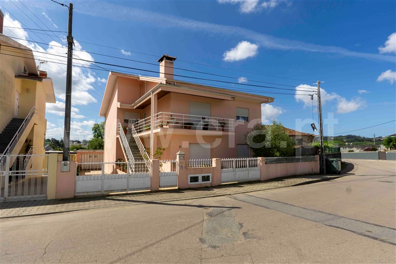 Moradia Isolada T3 / Vila Nova de Gaia, Pedroso e Seixezelo