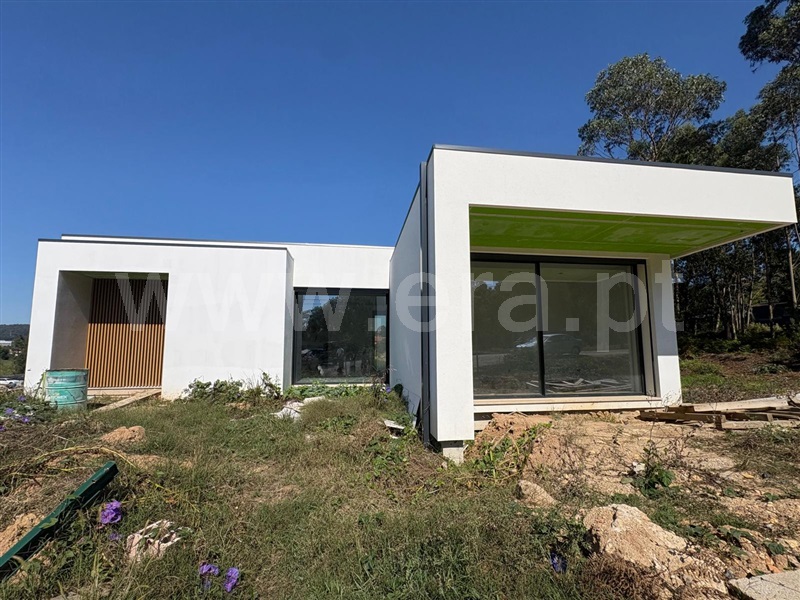 Moradia Isolada T3 / Vila Nova de Gaia, Serzedo e Perosinho