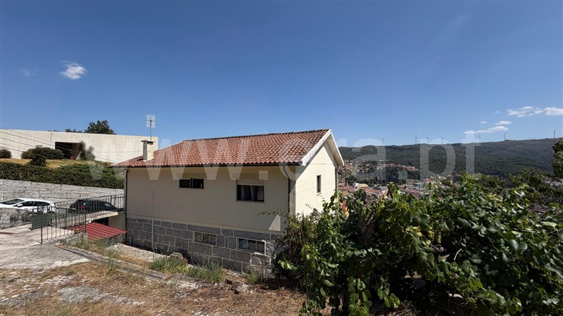 Moradia Isolada T3 / Vila Pouca de Aguiar, Vila Pouca de Aguiar