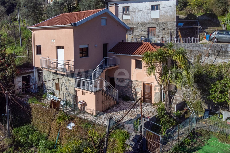 Moradia Isolada T3 / Vila Verde, Sande, Vilarinho, Barros e Gomide