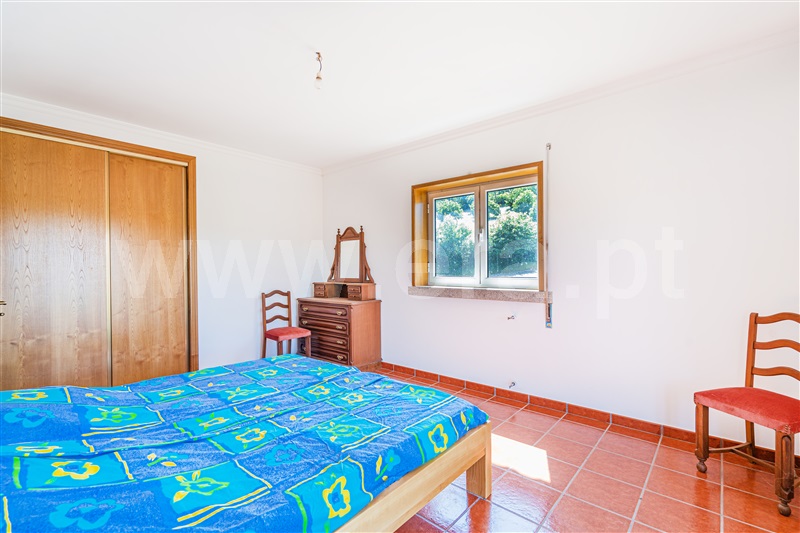 Moradia Isolada T3 Vimioso - 1402552 - 8