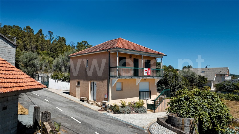 Moradia Isolada T3 Viseu, Cota - 1528146 - 4